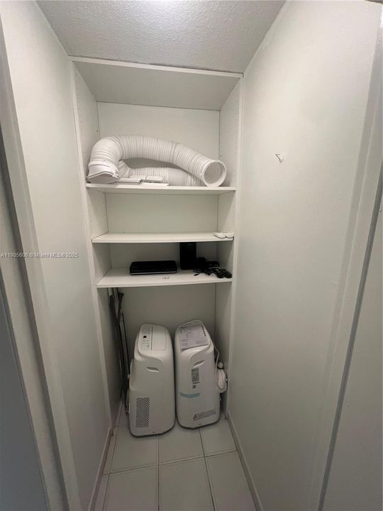 For Rent: $2,500 (1 beds, 1 baths, 655 Square Feet)