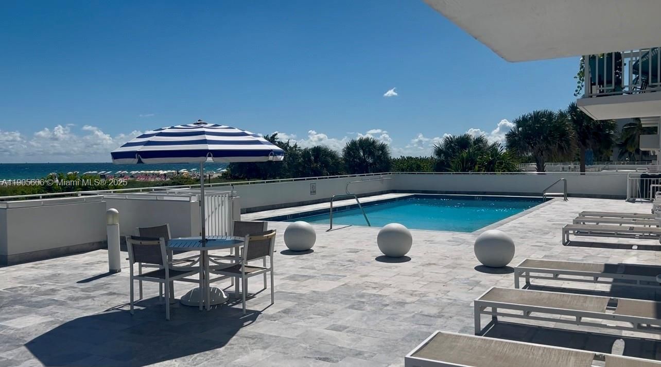 For Rent: $2,500 (1 beds, 1 baths, 655 Square Feet)