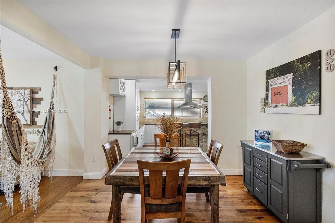 Active With Contract: $1,325,000 (5 beds, 3 baths, 2479 Square Feet)