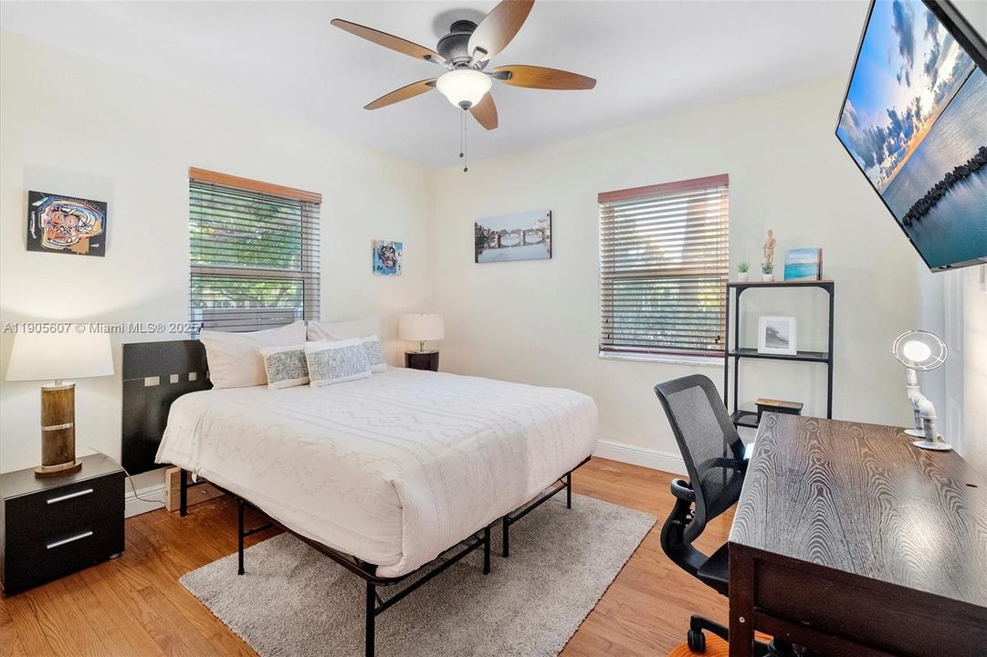 Active With Contract: $1,325,000 (5 beds, 3 baths, 2479 Square Feet)