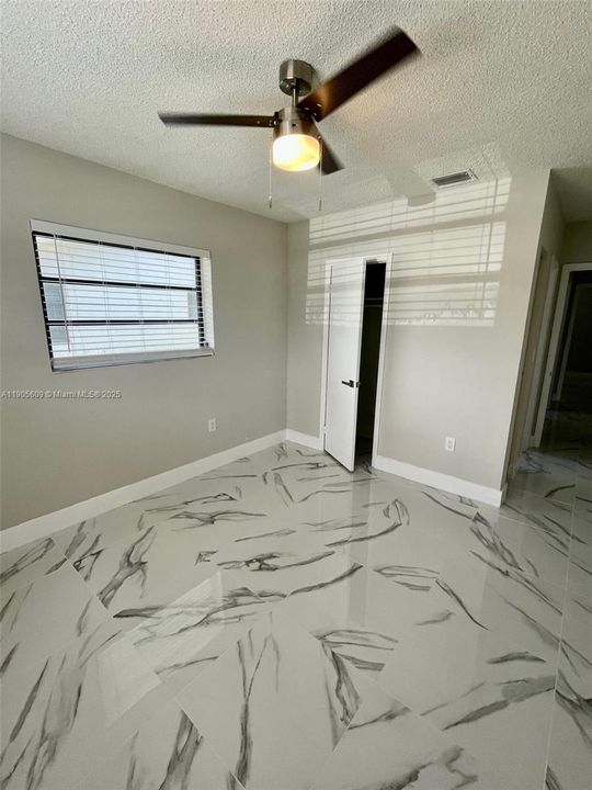 Recently Rented: $2,500 (2 beds, 2 baths, 900 Square Feet)