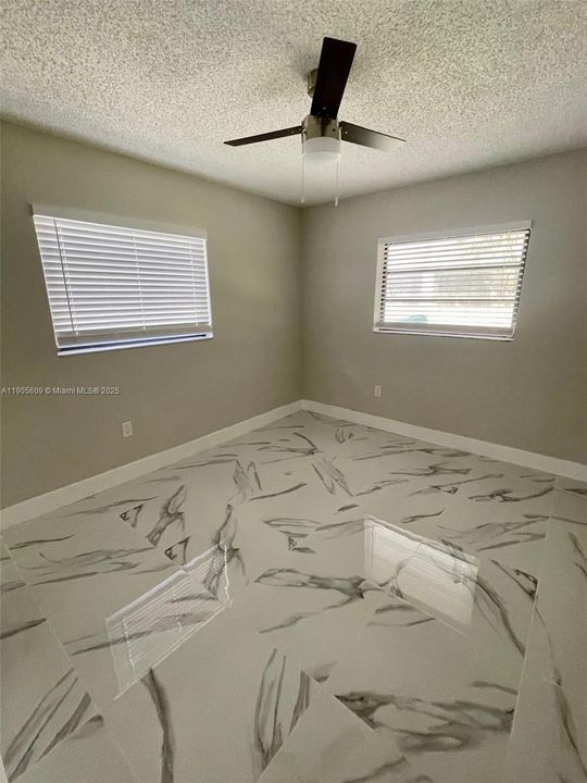 Recently Rented: $2,500 (2 beds, 2 baths, 900 Square Feet)