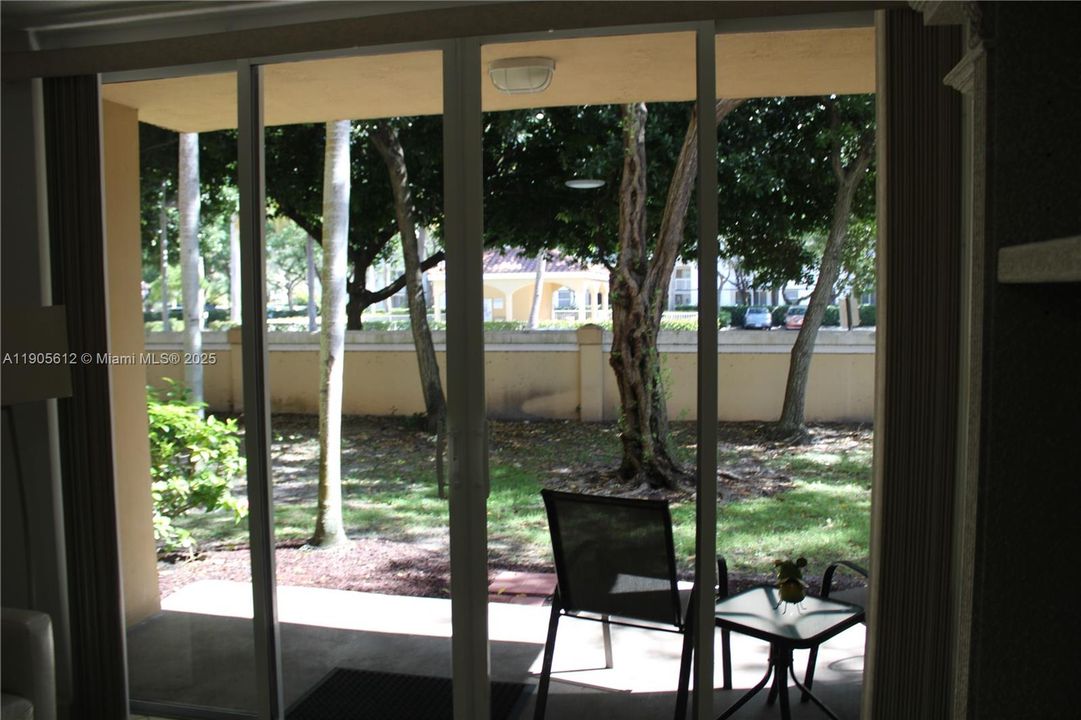 出租: $2,800 (2 贝兹, 2 浴室, 1162 平方英尺)