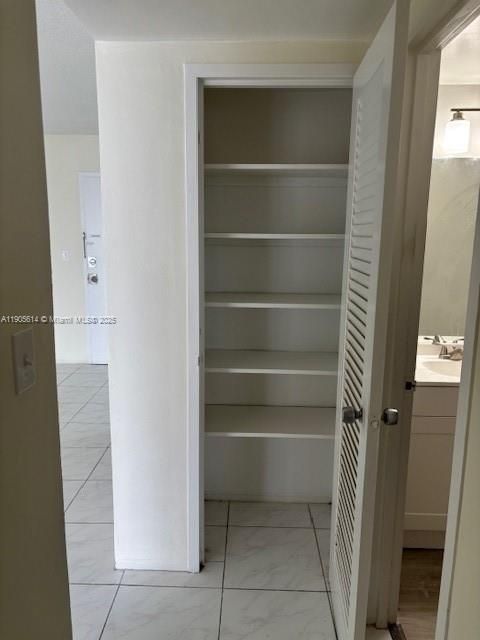 В аренду: $2,190 (1 спален, 1 ванн, 940 Квадратных фут)