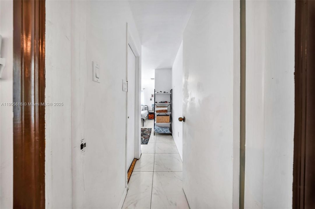 待售: $524,500 (4 贝兹, 2 浴室, 1390 平方英尺)