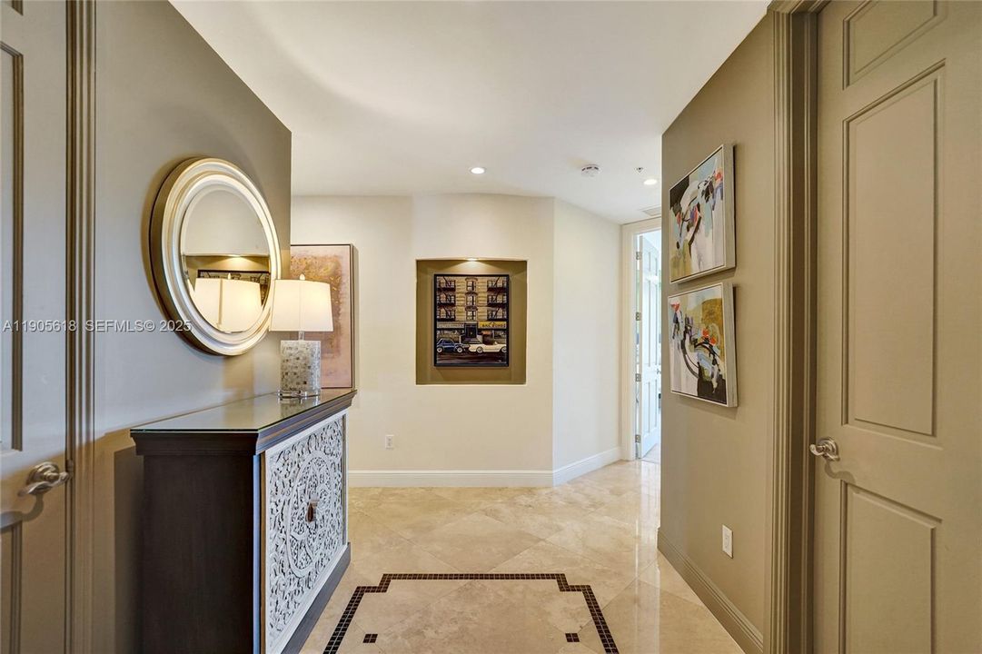 For Sale: $1,999,000 (2 beds, 2 baths, 2394 Square Feet)