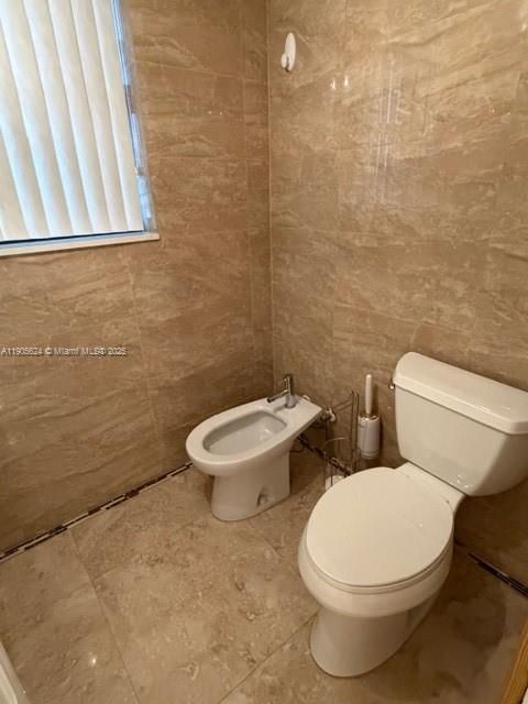 For Rent: $3,250 (2 beds, 2 baths, 1502 Square Feet)