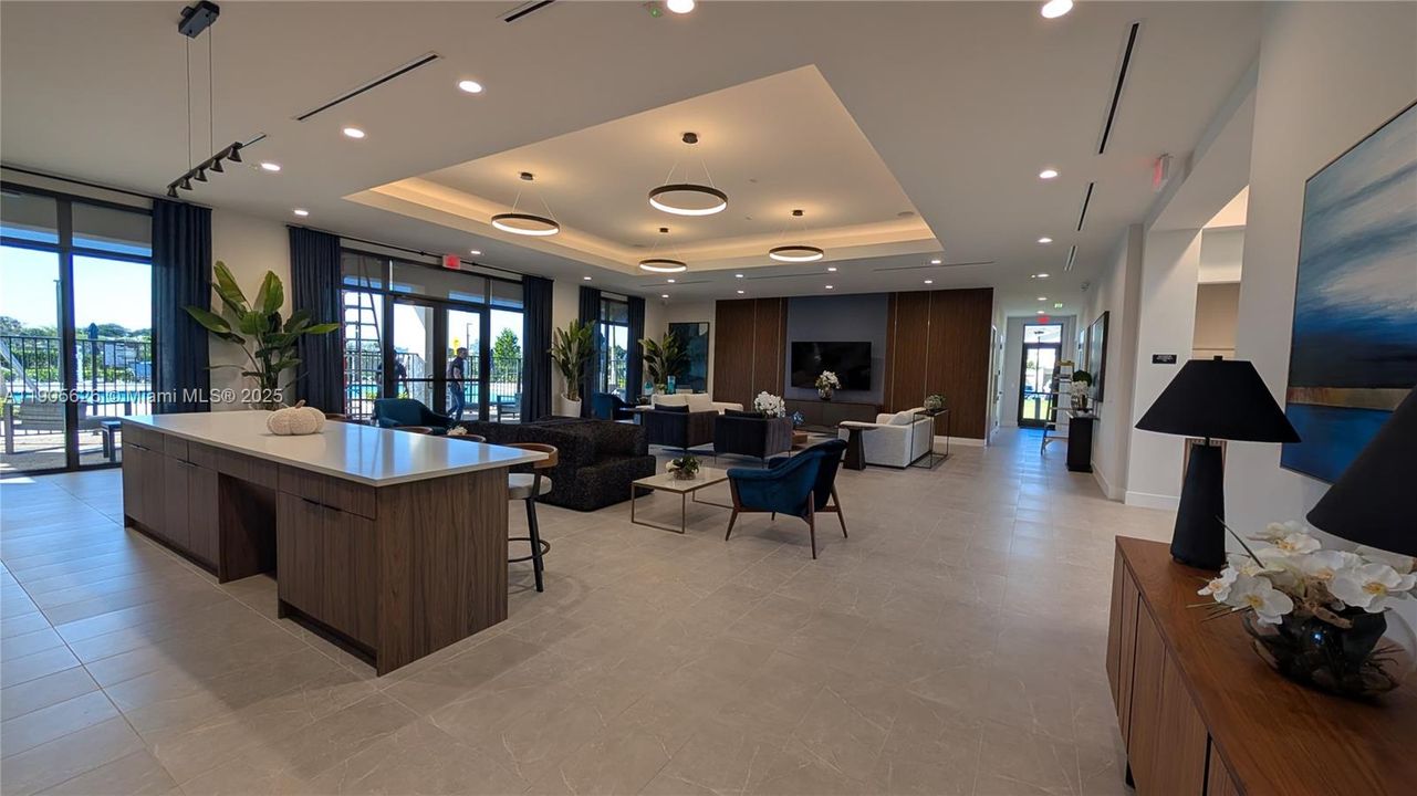 出租: $2,600 (3 贝兹, 2 浴室, 1483 平方英尺)