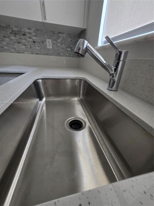 出租: $2,600 (3 贝兹, 2 浴室, 1483 平方英尺)