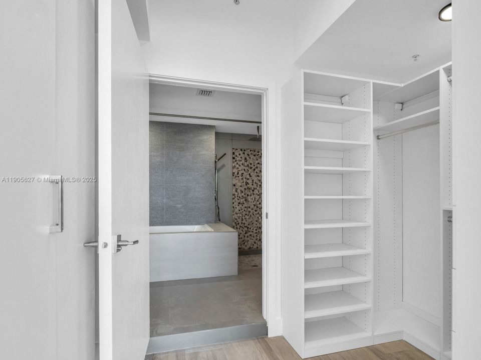 Recently Rented: $5,600 (2 beds, 2 baths, 1400 Square Feet)