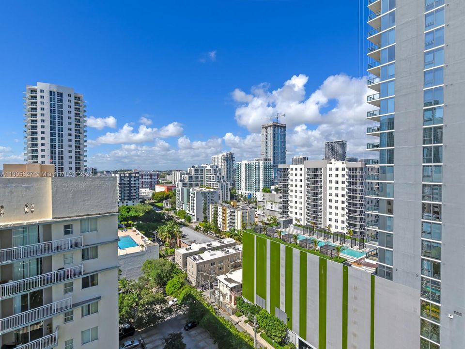 Recently Rented: $5,600 (2 beds, 2 baths, 1400 Square Feet)