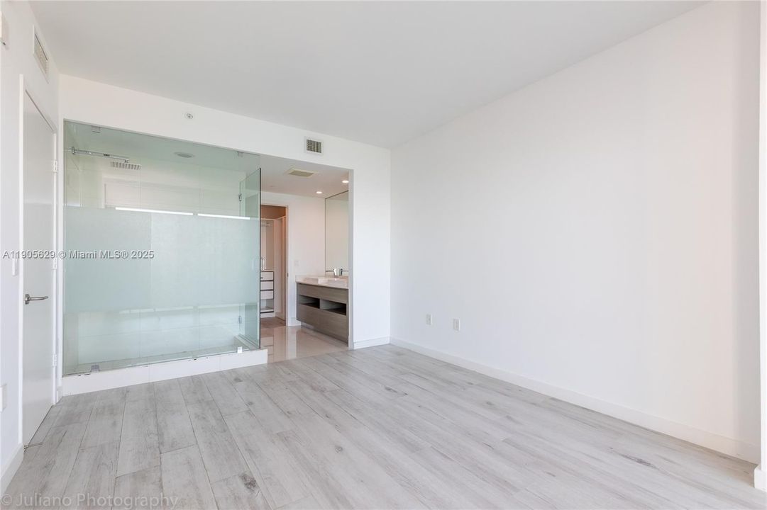 En Venta: $760,000 (2 camas, 2 baños, 1143 Pies cuadrados)