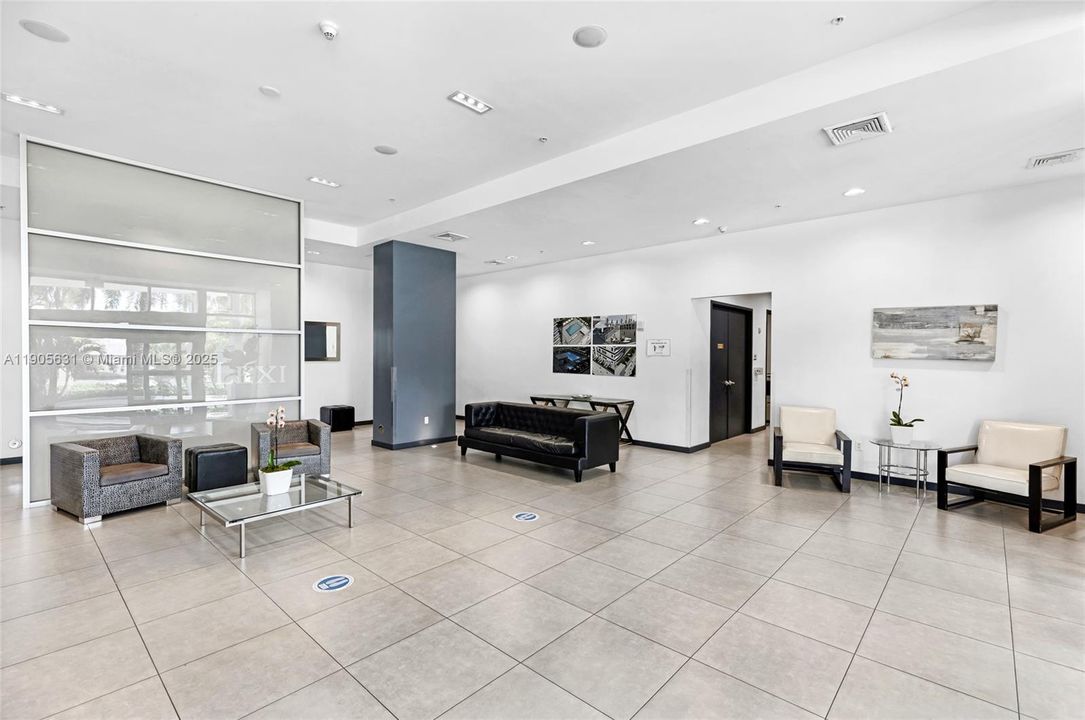 For Sale: $749,000 (2 beds, 2 baths, 1735 Square Feet)