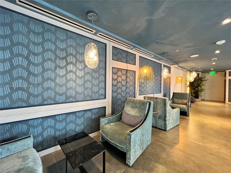 Recently Rented: $4,500 (1 beds, 1 baths, 829 Square Feet)