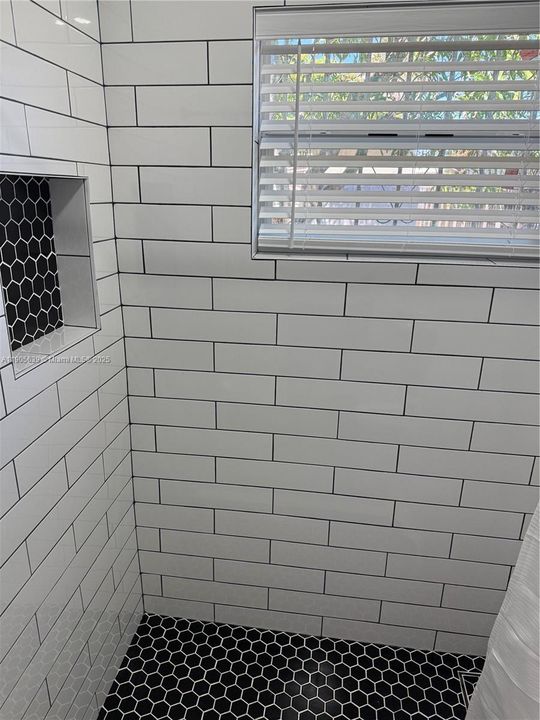 Recently Rented: $1,500 (0 beds, 1 baths, 1746 Square Feet)