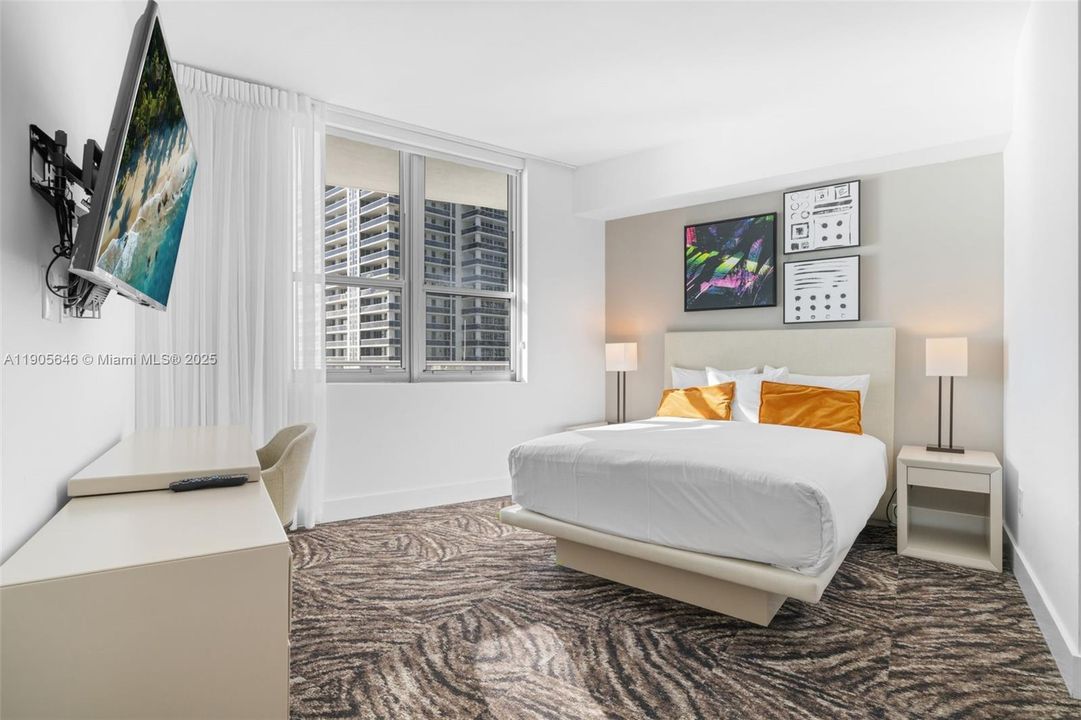 待售: $1,799,999 (3 贝兹, 3 浴室, 1771 平方英尺)