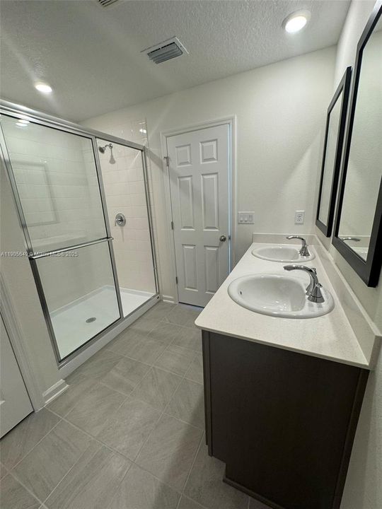 出租: $2,890 (3 贝兹, 2 浴室, 1541 平方英尺)