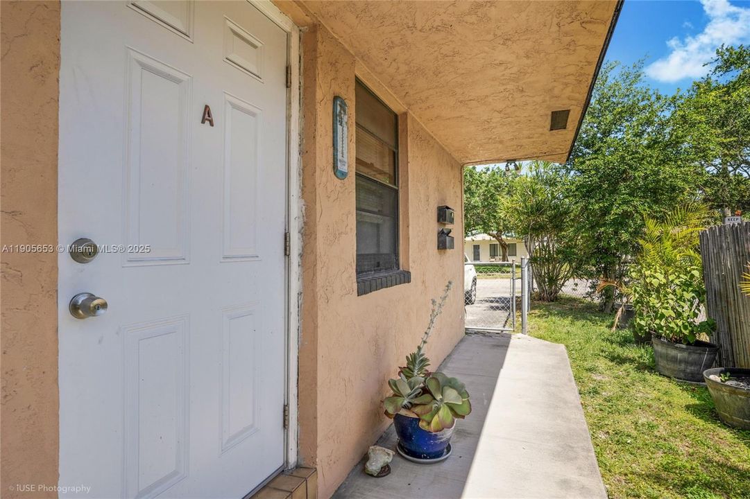 For Sale: $599,000 (0 beds, 0 baths, 1926 Square Feet)