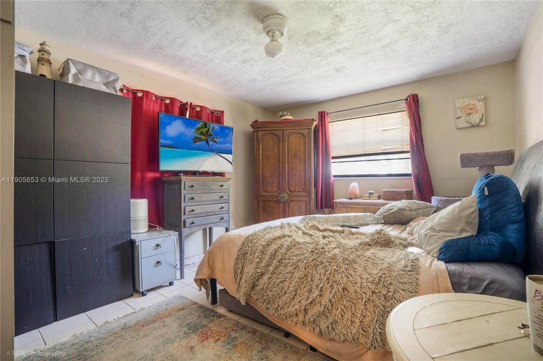 For Sale: $599,000 (0 beds, 0 baths, 1926 Square Feet)