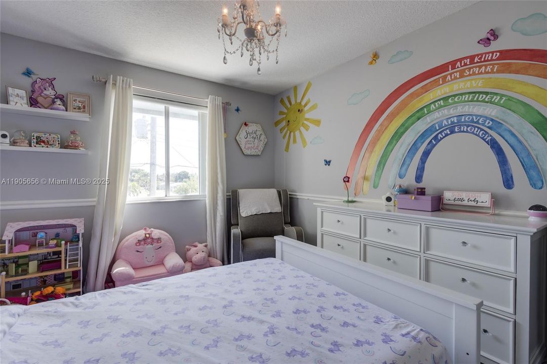 待售: $340,000 (3 贝兹, 2 浴室, 1462 平方英尺)