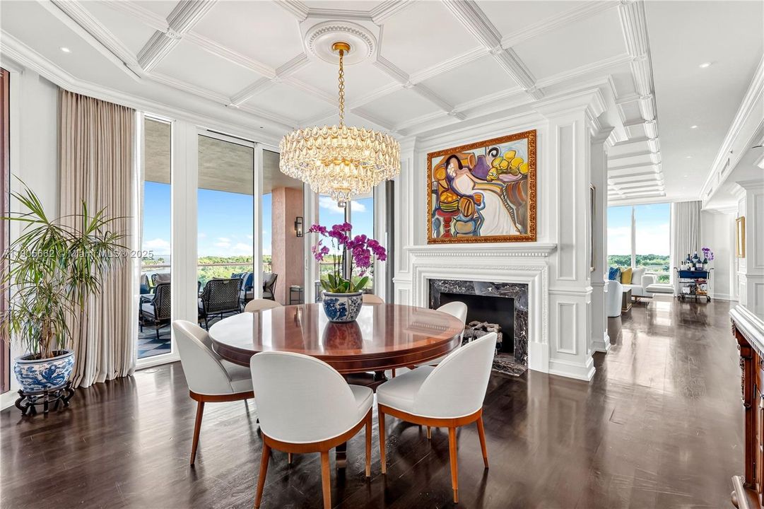 На продажу: $7,750,000 (3 спален, 4 ванн, 4530 Квадратных фут)