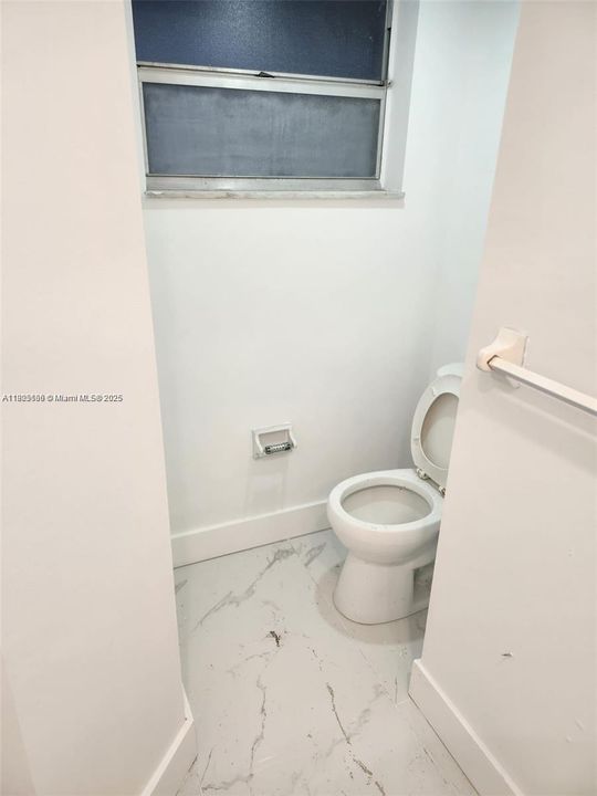 En Renta: $2,000 (1 camas, 1 baños, 1036 Pies cuadrados)