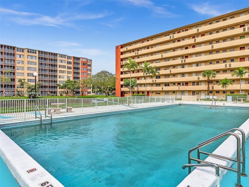 En Renta: $2,000 (1 camas, 1 baños, 1036 Pies cuadrados)