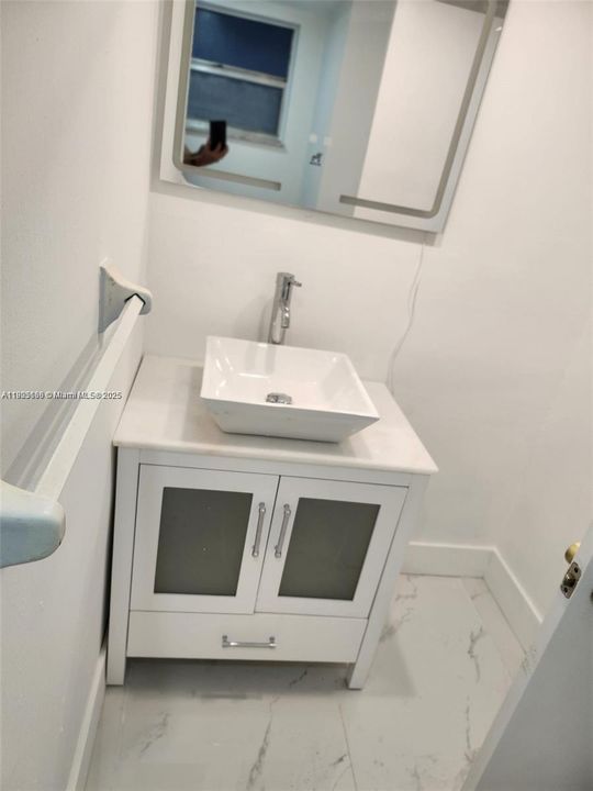 En Renta: $2,000 (1 camas, 1 baños, 1036 Pies cuadrados)