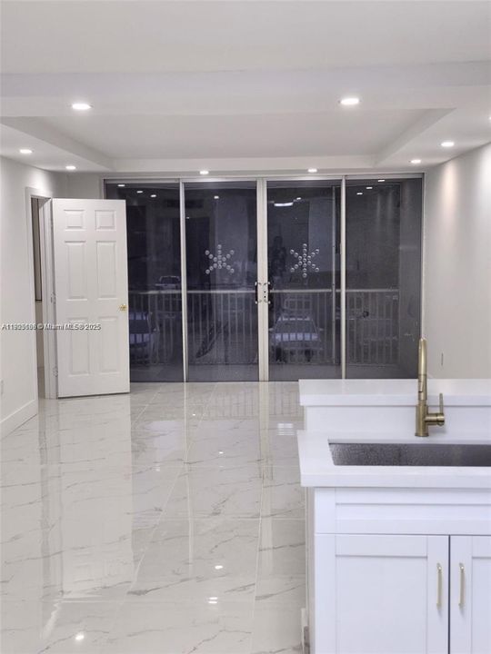 En Renta: $2,000 (1 camas, 1 baños, 1036 Pies cuadrados)