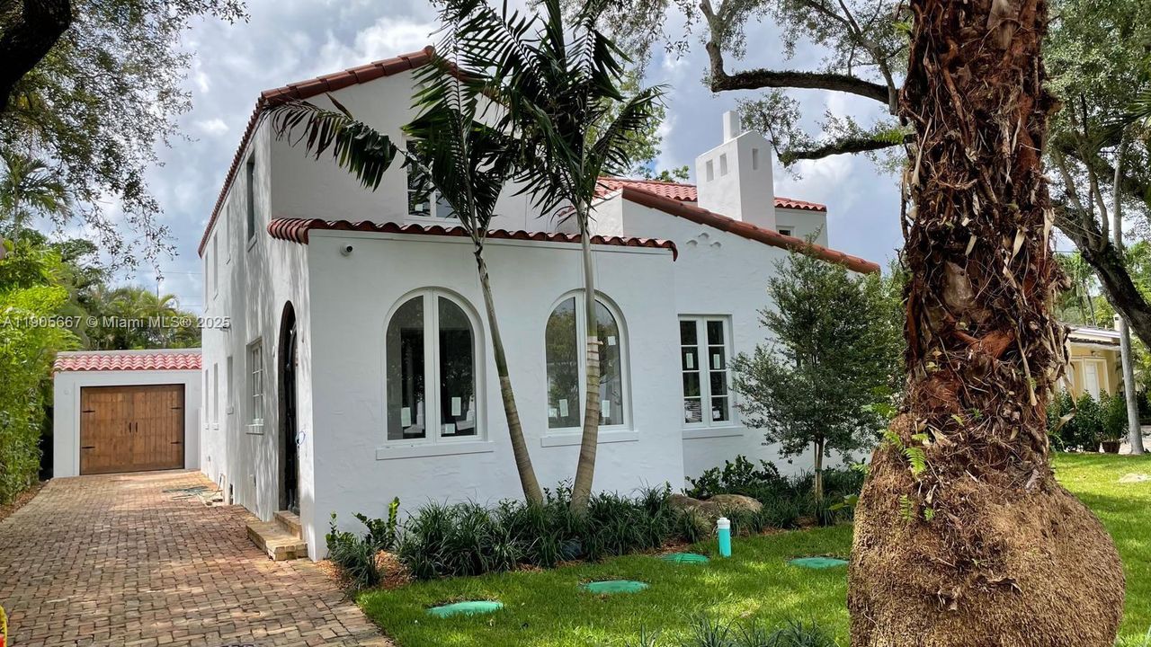 For Sale: $4,500,000 (4 beds, 4 baths, 2958 Square Feet)