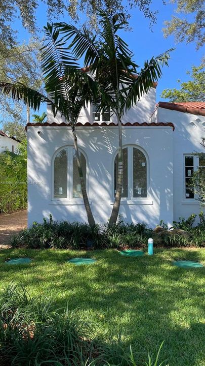 For Sale: $4,500,000 (4 beds, 4 baths, 2958 Square Feet)