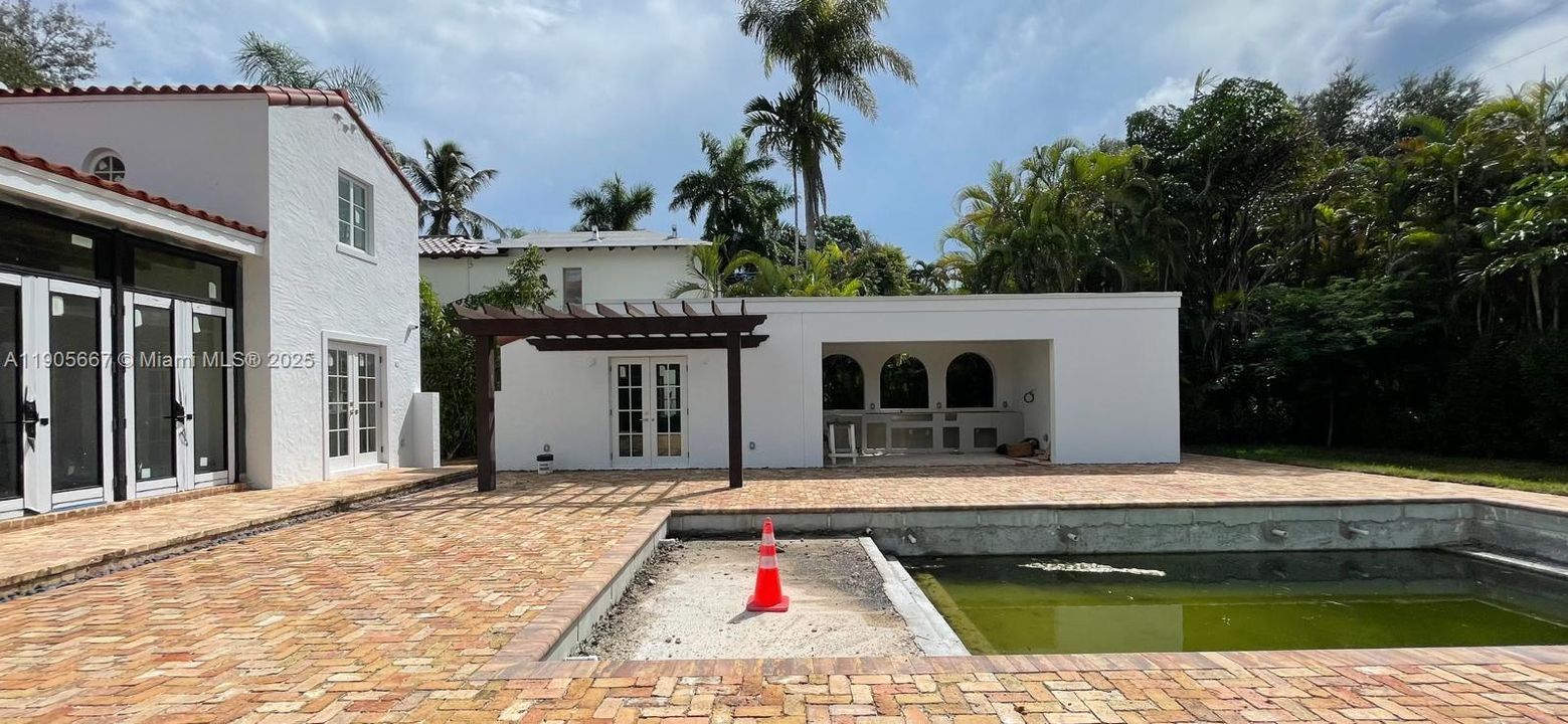 For Sale: $4,500,000 (4 beds, 4 baths, 2958 Square Feet)