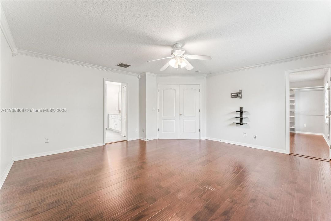 На продажу: $659,999 (4 спален, 3 ванн, 0 Квадратных фут)