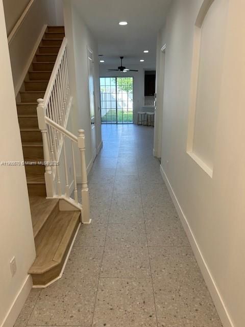 En Venta: $925,000 (3 camas, 2 baños, 1793 Pies cuadrados)