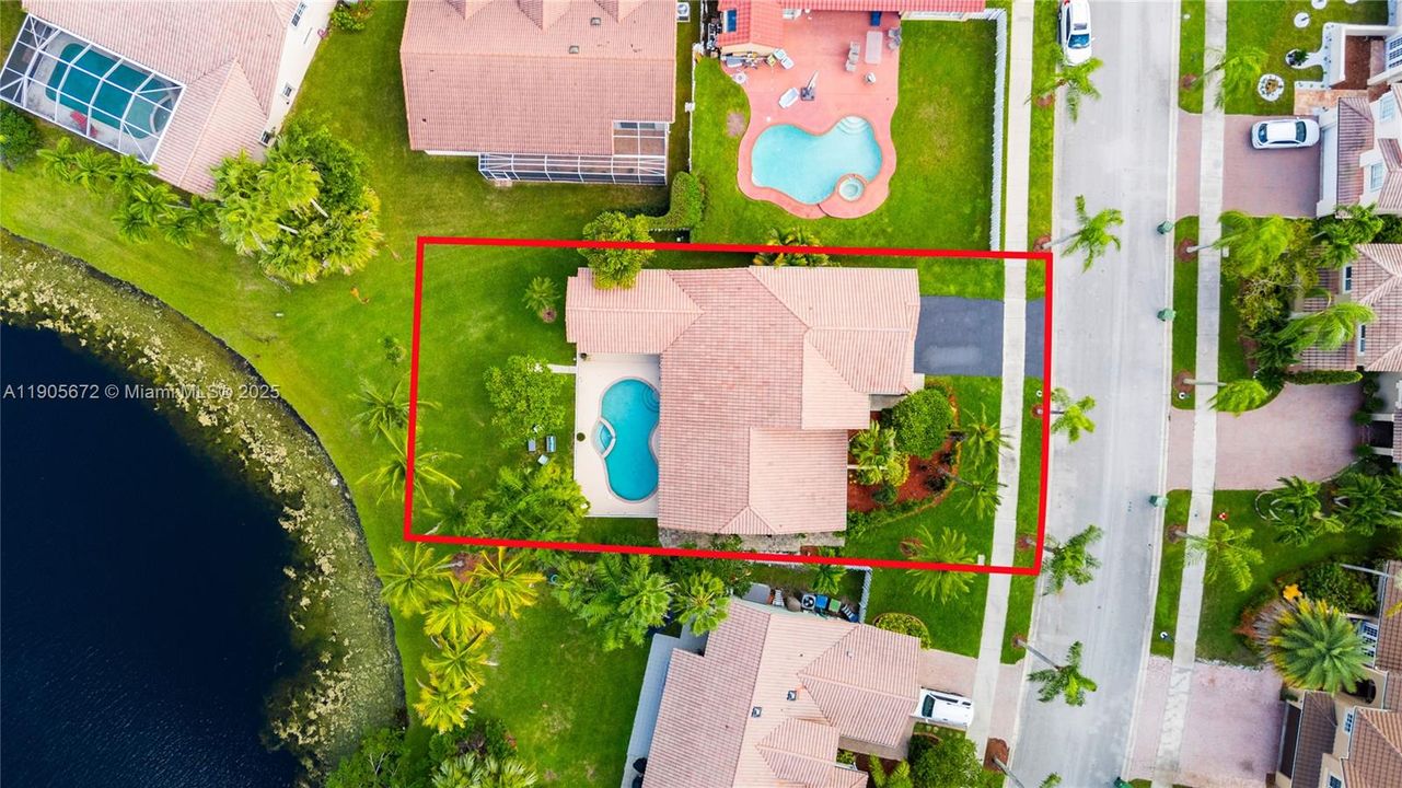 На продажу: $1,150,000 (4 спален, 3 ванн, 2394 Квадратных фут)