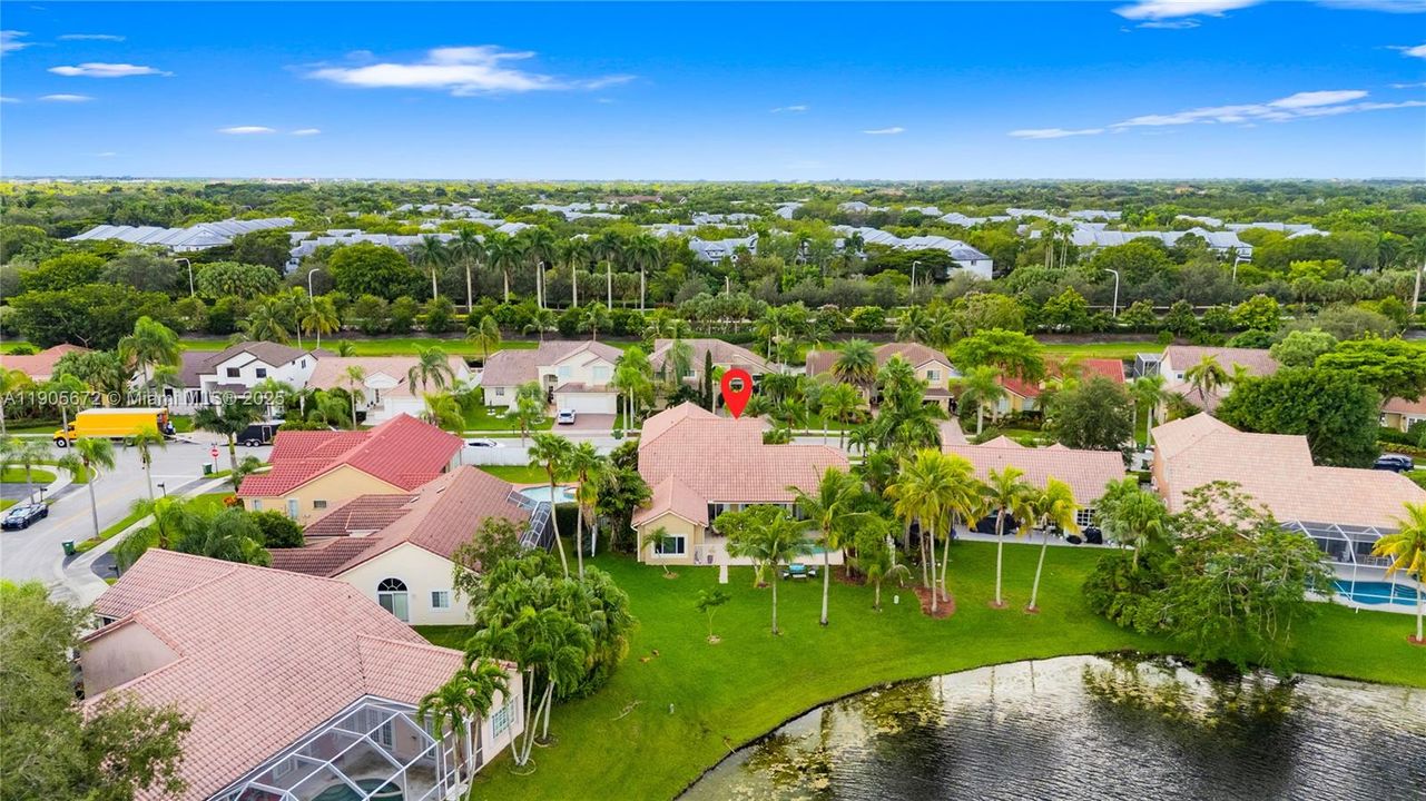 На продажу: $1,150,000 (4 спален, 3 ванн, 2394 Квадратных фут)