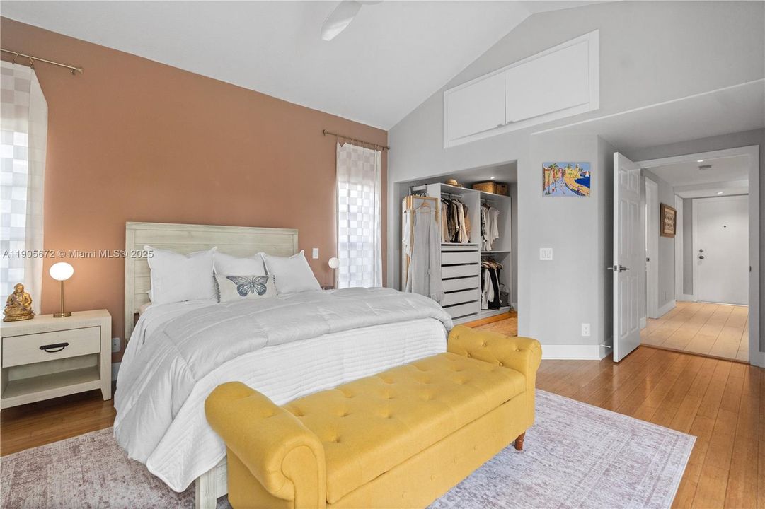 На продажу: $1,150,000 (4 спален, 3 ванн, 2394 Квадратных фут)