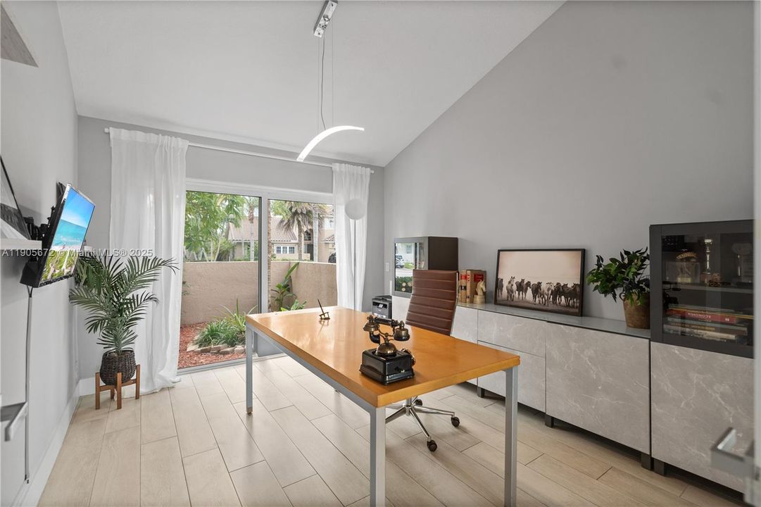 На продажу: $1,150,000 (4 спален, 3 ванн, 2394 Квадратных фут)