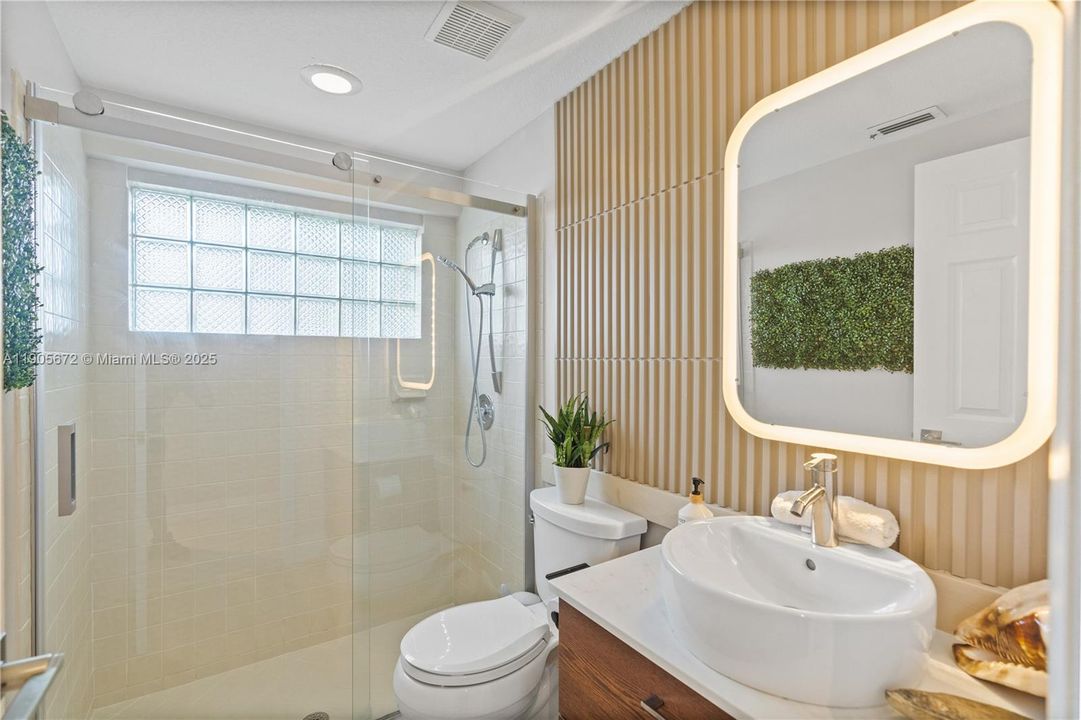 На продажу: $1,150,000 (4 спален, 3 ванн, 2394 Квадратных фут)