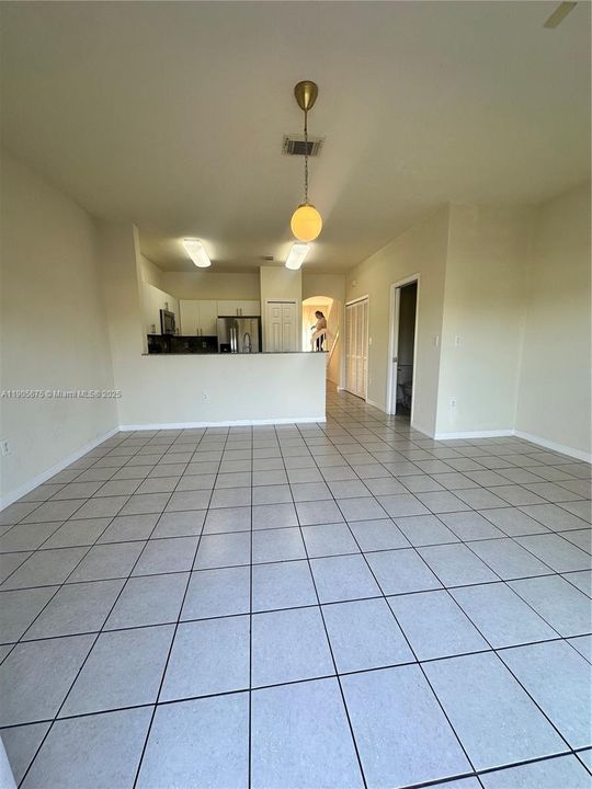 For Rent: $3,300 (3 beds, 2 baths, 1589 Square Feet)