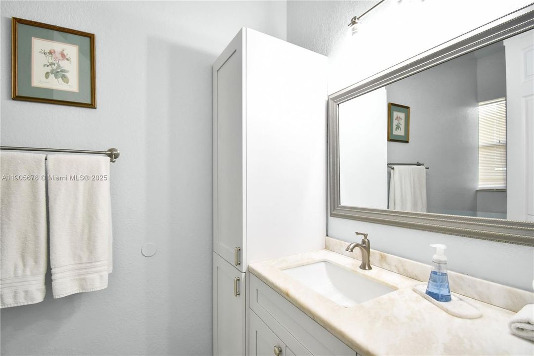 待售: $2,100,000 (4 贝兹, 4 浴室, 3752 平方英尺)