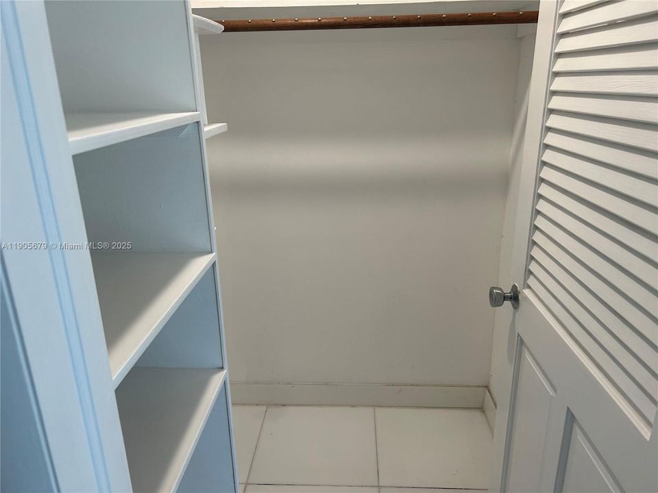 Recently Rented: $1,650 (1 beds, 1 baths, 656 Square Feet)