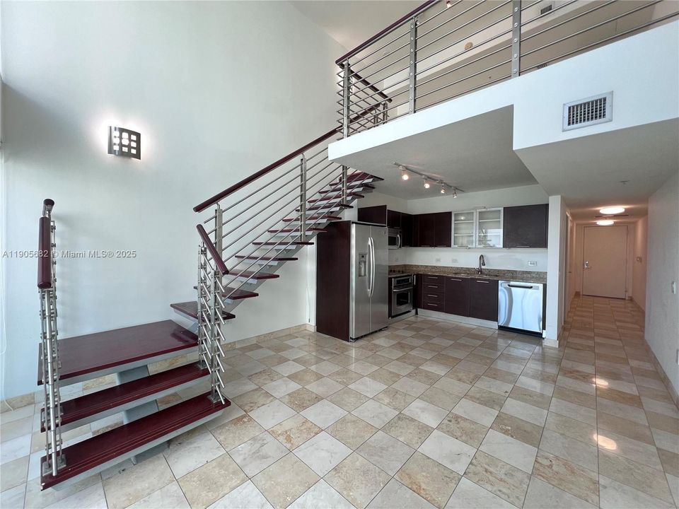 В аренду: $3,000 (1 спален, 1 ванн, 981 Квадратных фут)