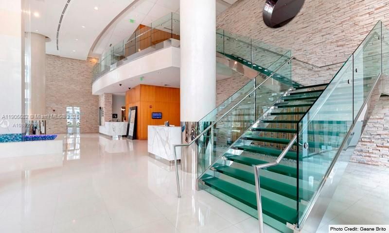 В аренду: $3,000 (1 спален, 1 ванн, 981 Квадратных фут)