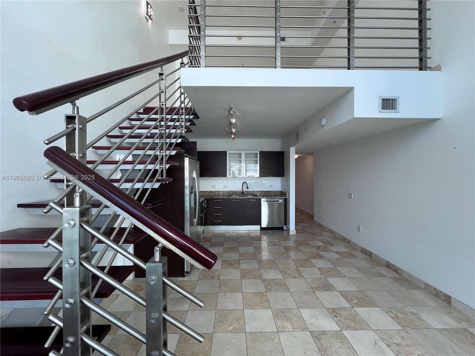 В аренду: $3,000 (1 спален, 1 ванн, 981 Квадратных фут)