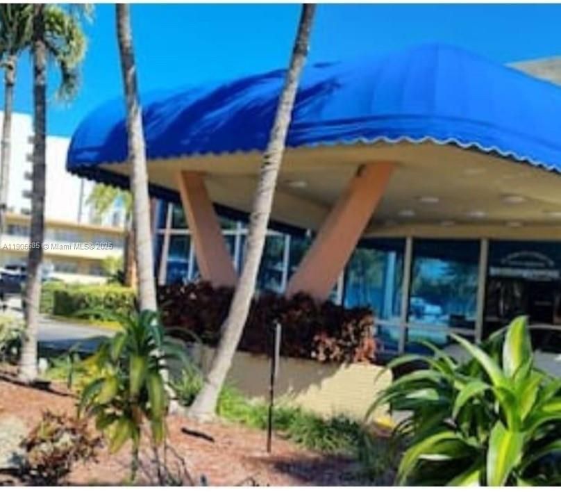 For Rent: $1,500 (1 beds, 1 baths, 320 Square Feet)