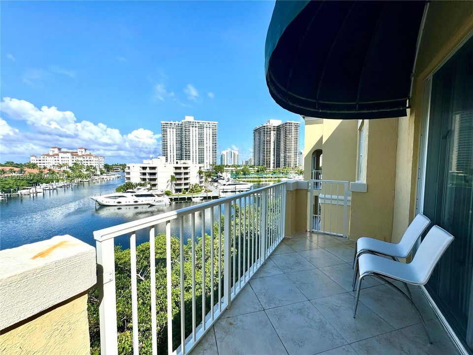 Недавно арендовано: $2,350 (1 спален, 1 ванн, 750 Квадратных фут)