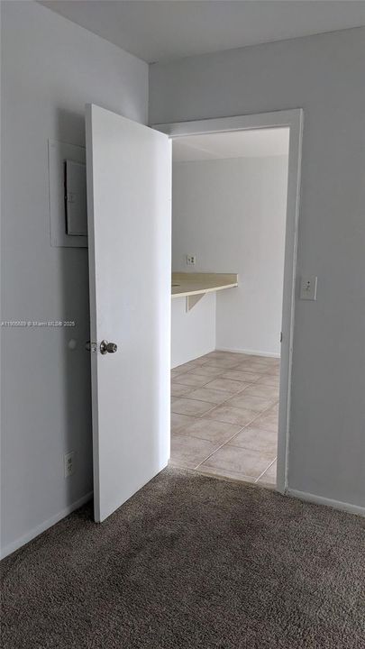 For Rent: $1,435 (1 beds, 1 baths, 619 Square Feet)