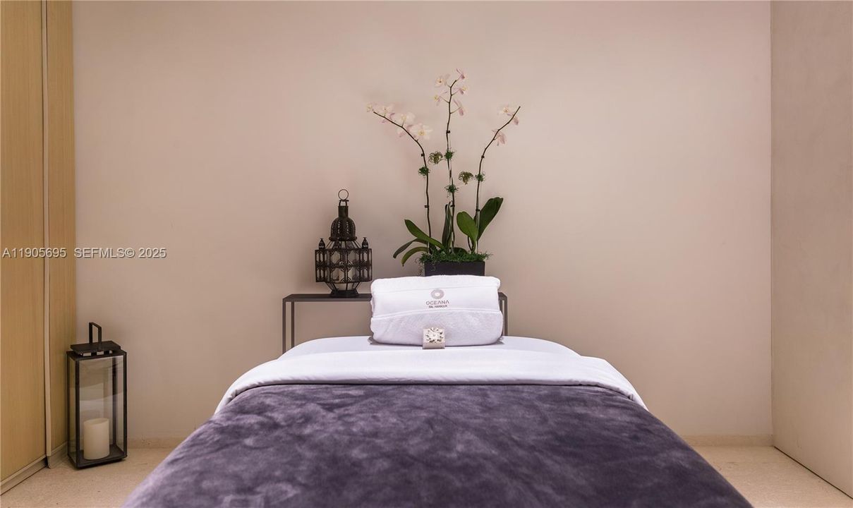 For Sale: $5,995,000 (2 beds, 3 baths, 2296 Square Feet)