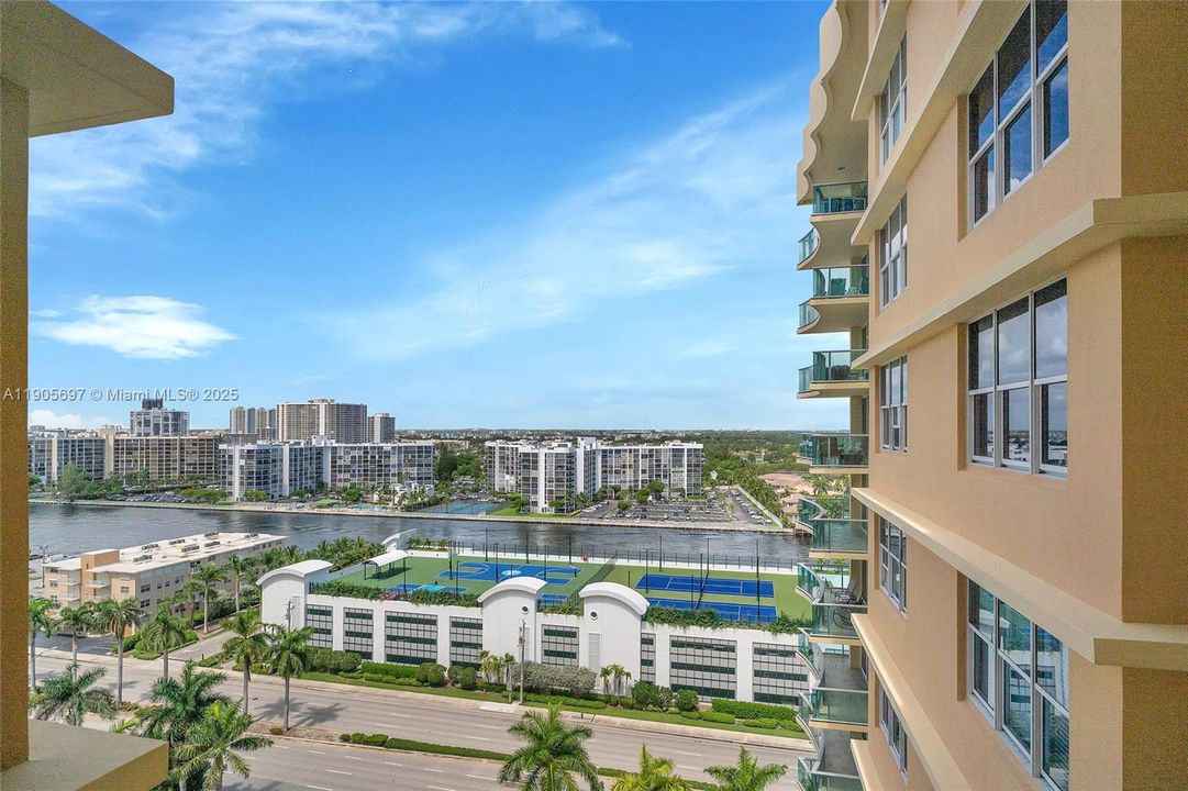 For Rent: $2,250 (0 beds, 1 baths, 486 Square Feet)